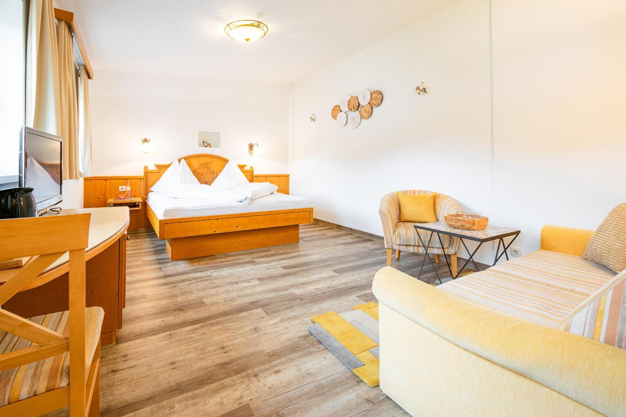 Landhotel Hubengut Bed And Breakfast Radstadt Exteriör bild