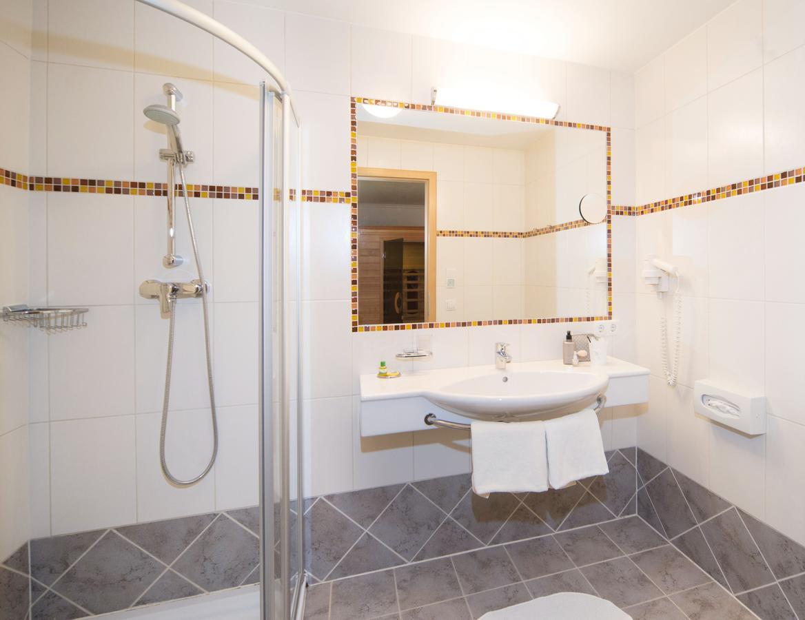 Landhotel Hubengut Bed And Breakfast Radstadt Exteriör bild