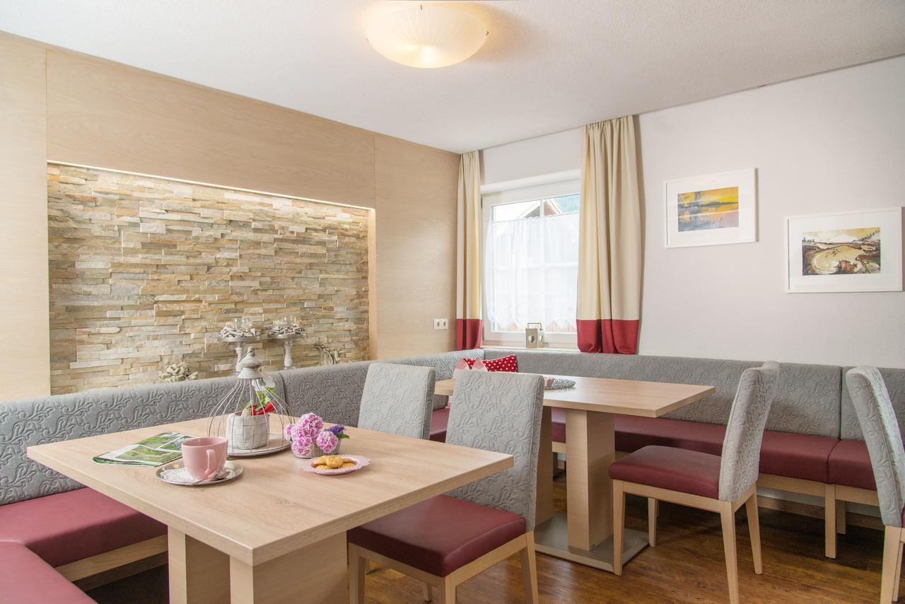 Landhotel Hubengut Bed And Breakfast Radstadt Exteriör bild
